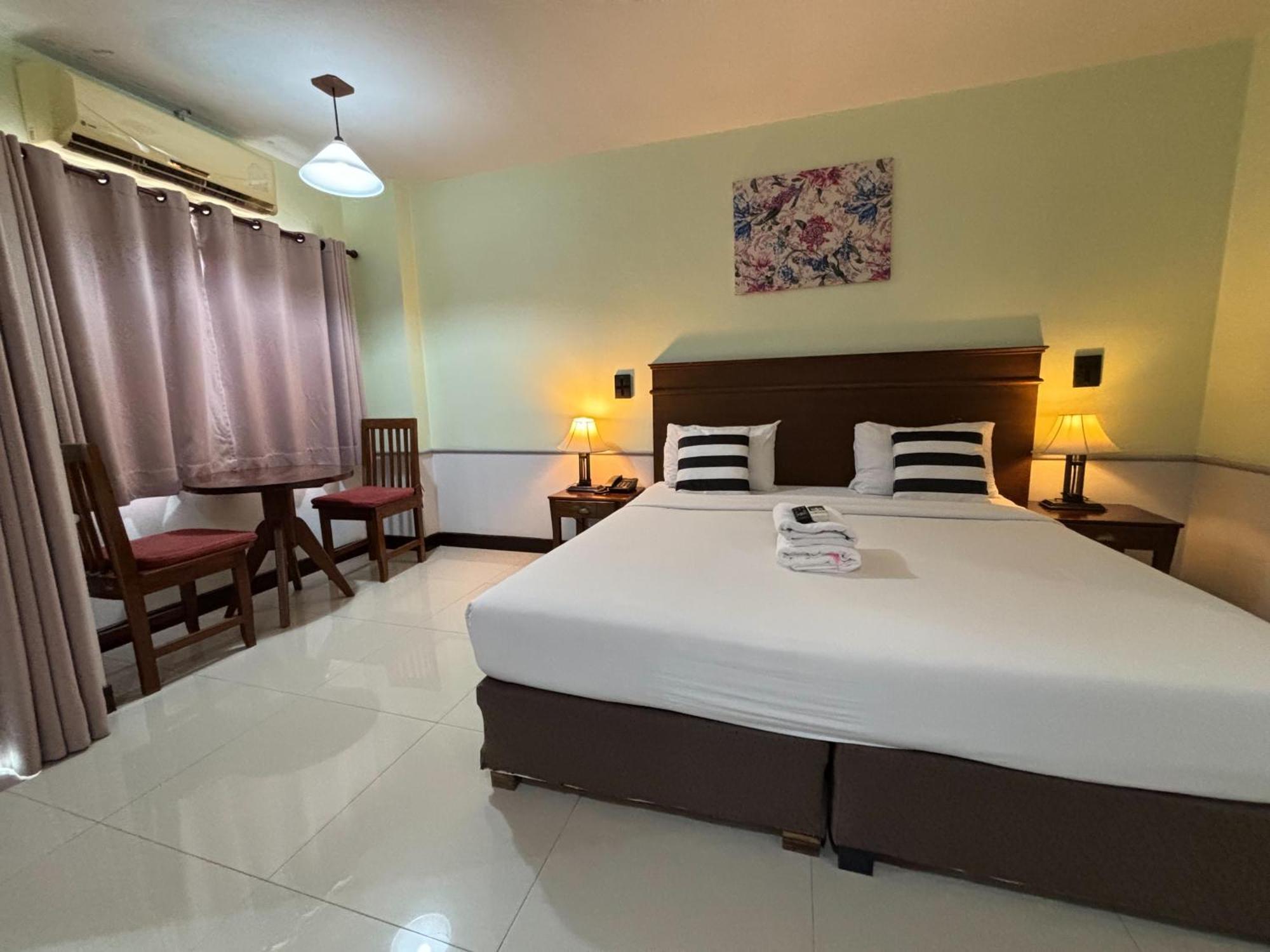 Hotel Sutus Court 1 Pattaya Exteriér fotografie