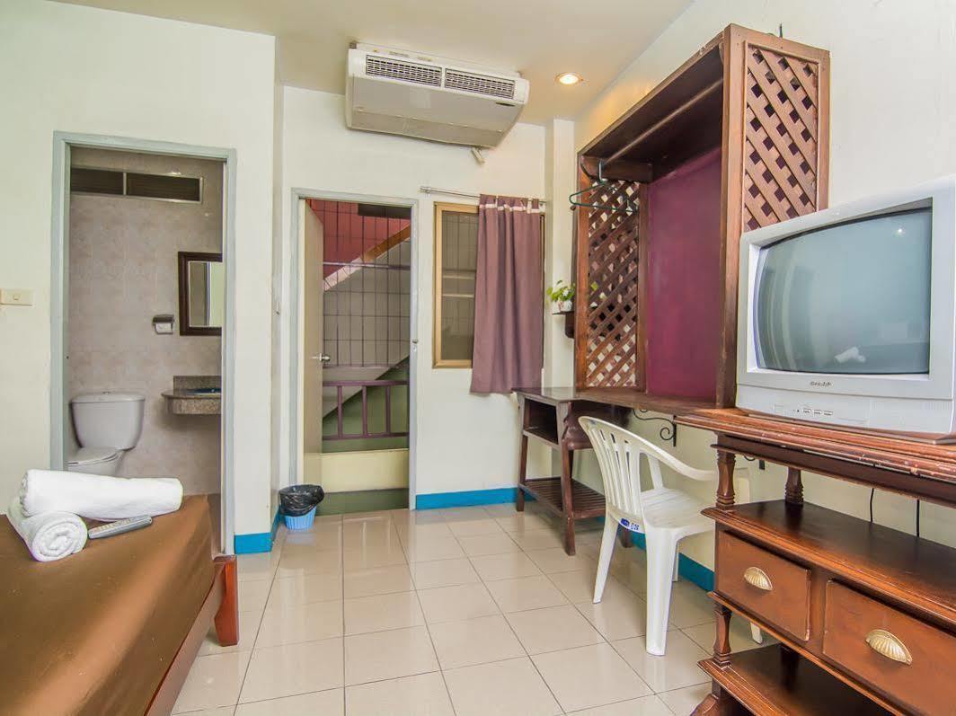 Hotel Sutus Court 1 Pattaya Exteriér fotografie