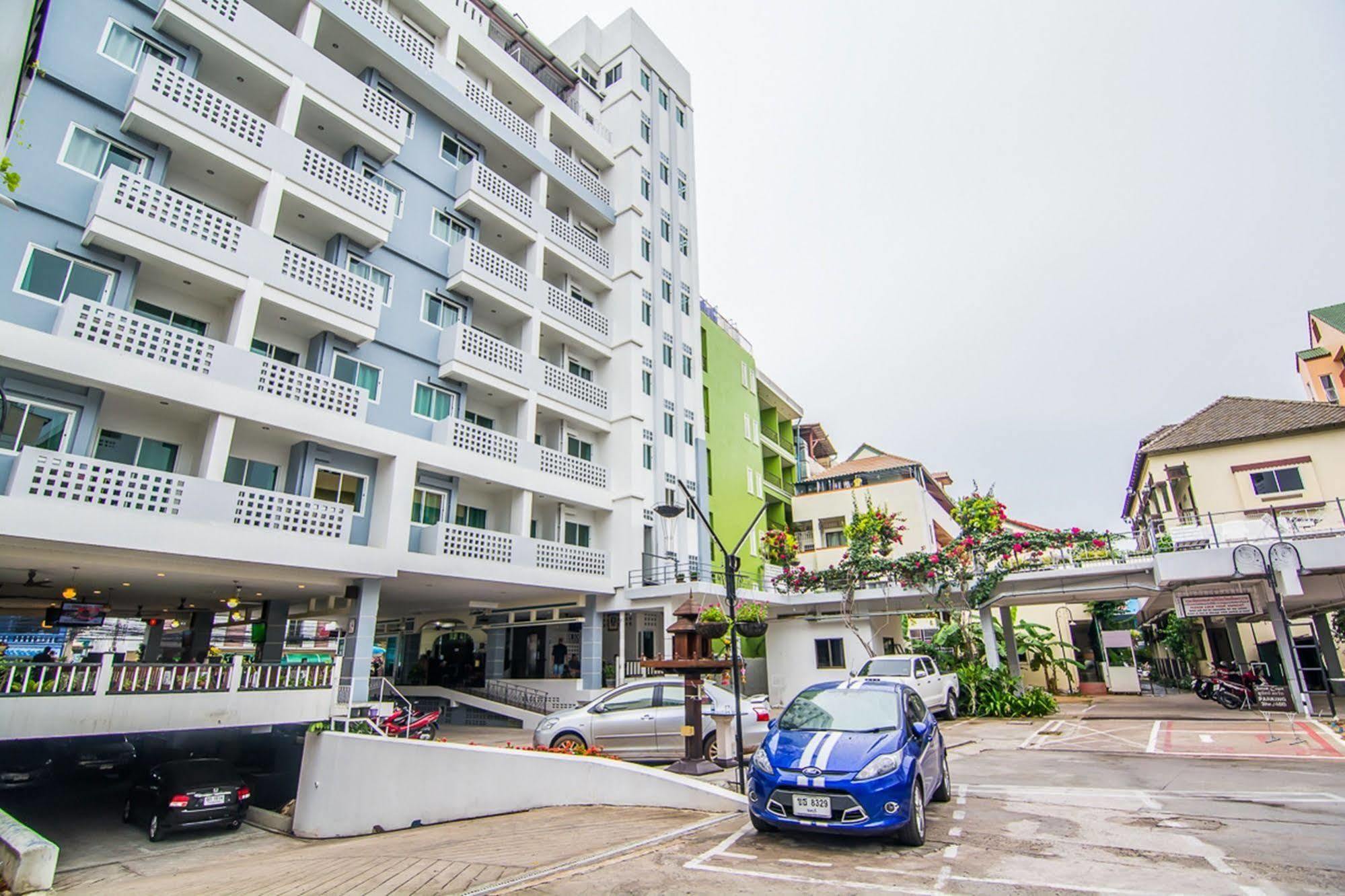 Hotel Sutus Court 1 Pattaya Exteriér fotografie