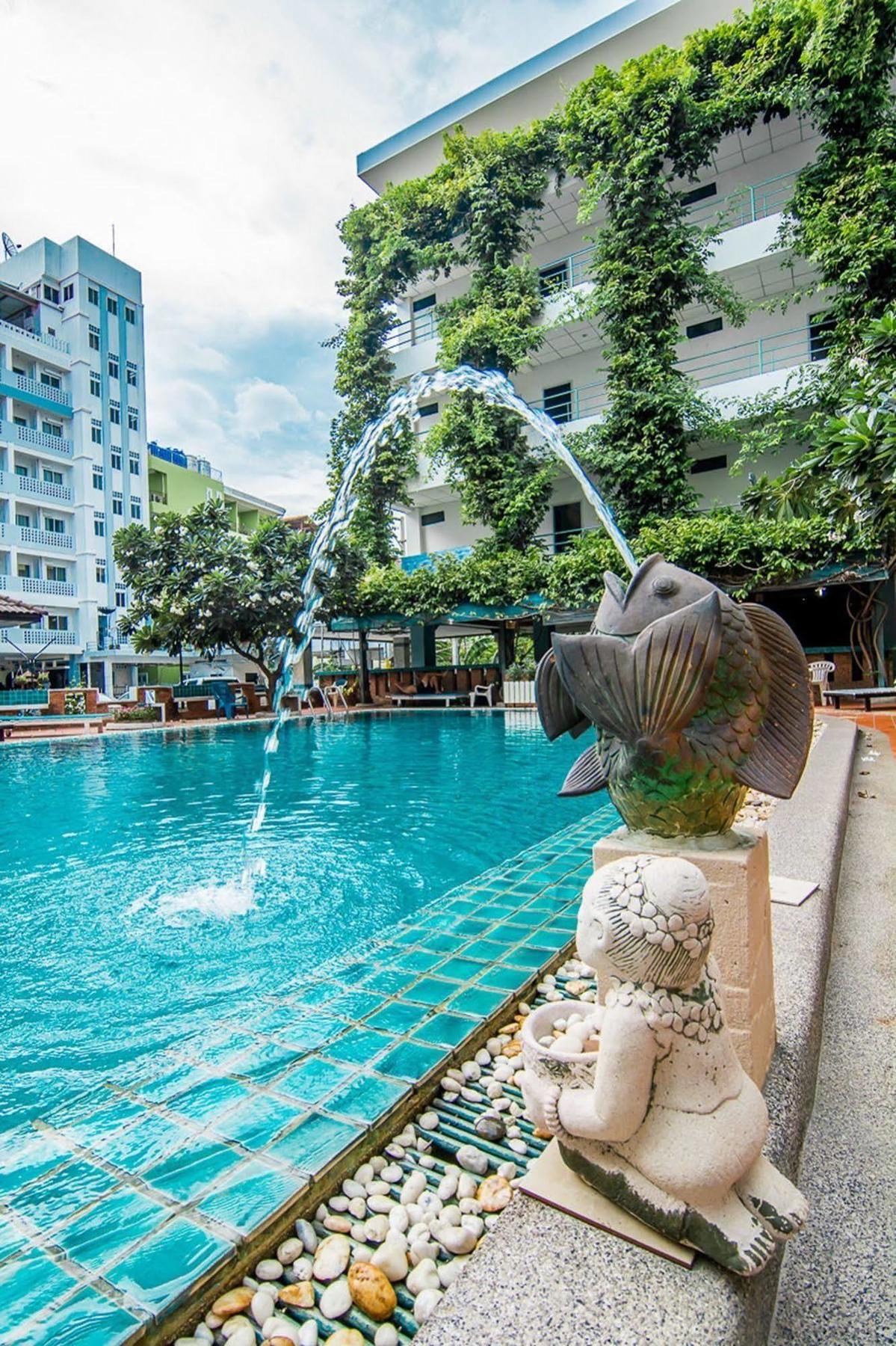 Hotel Sutus Court 1 Pattaya Exteriér fotografie